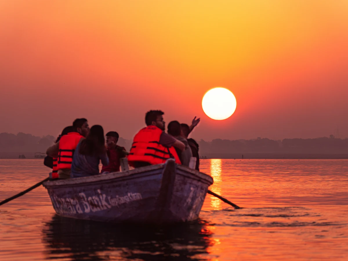 Sunrise boat ride on Ganga