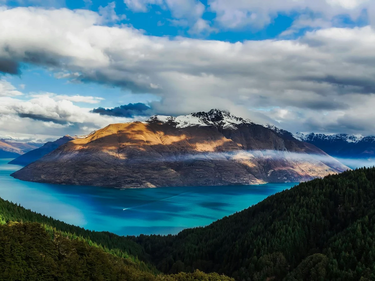 Brown Mountain Island, Queenstown, New Zealand