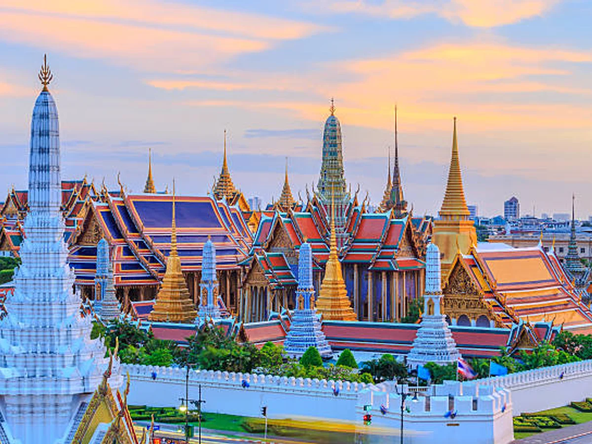 Grand palace and Wat phra keaw at sunset bangkok, Thailand