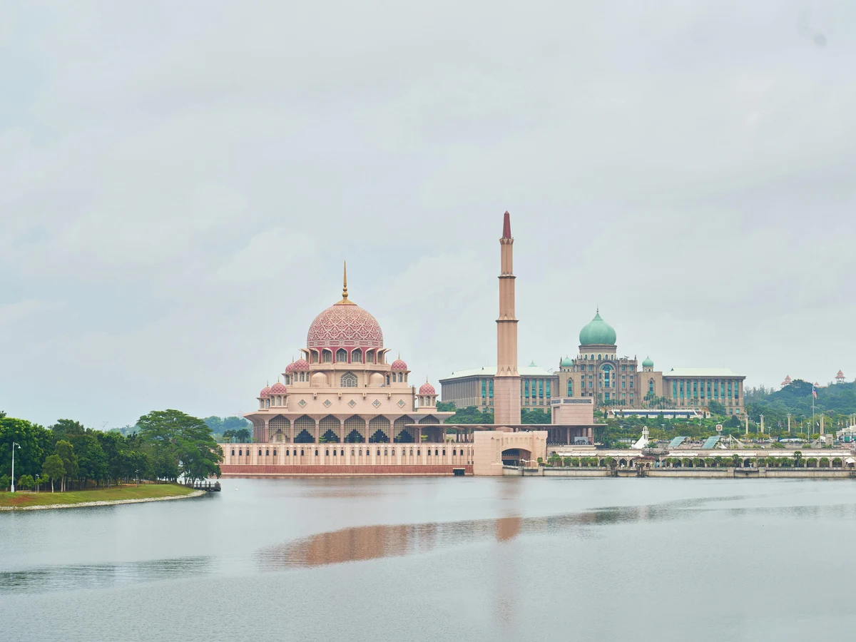 Stunning View of Putra Mosque in Putrajaya, Malaysia