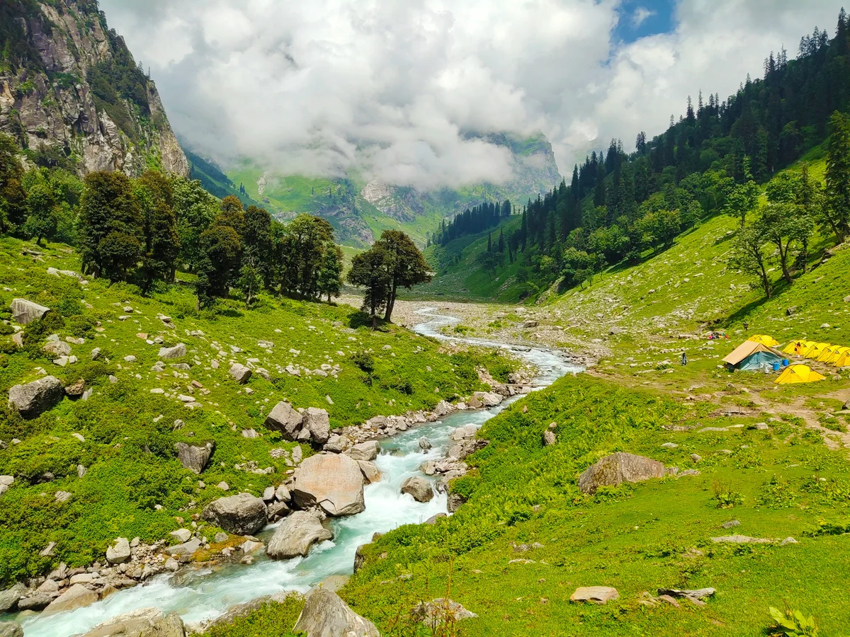 beautiful scenery of Himalayan Meadows, India