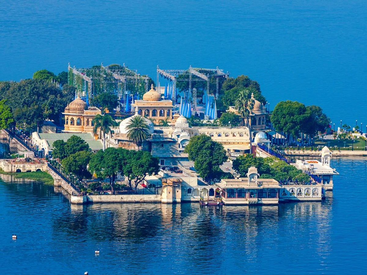 jag mandir palace udaipur rajasthan