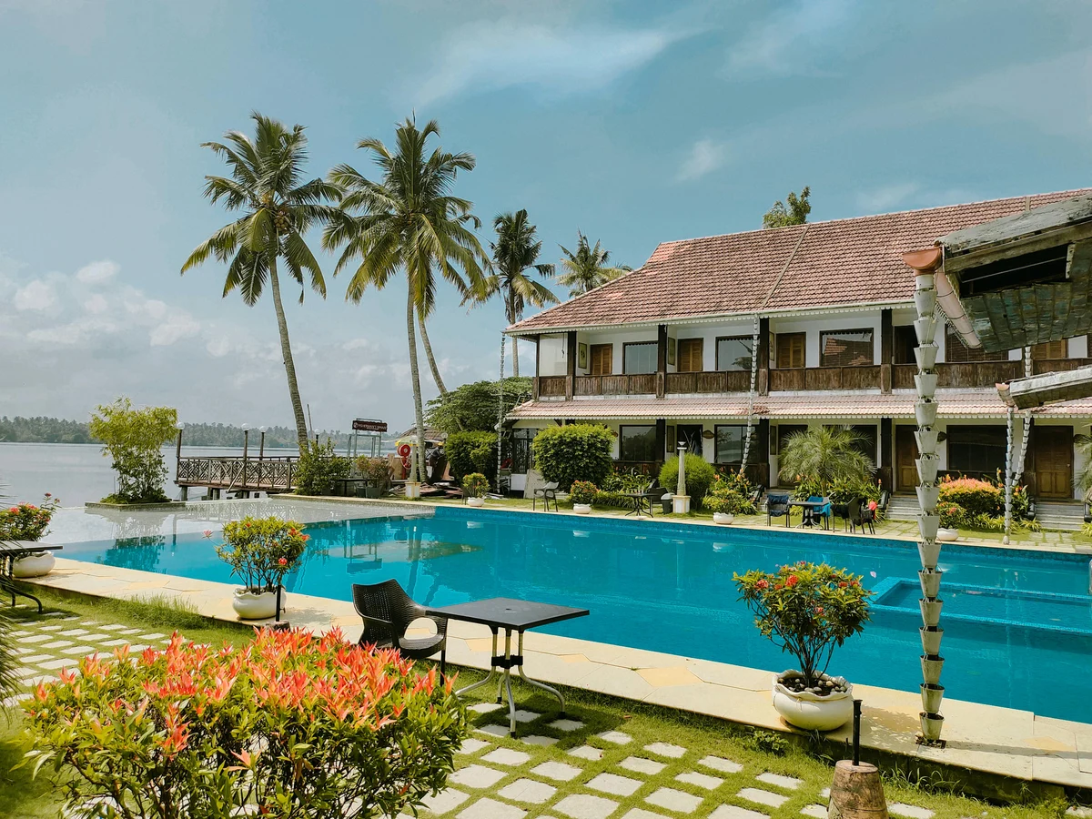kerala luxury resort